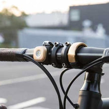 Cargar imagen en el visor de la galería, Luz de Bicicleta Knog Blinder Mini Front Light Chippy