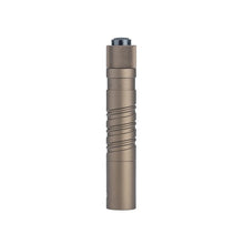 Cargar imagen en el visor de la galería, Linterna Olight I3T EOS Desert Tan
